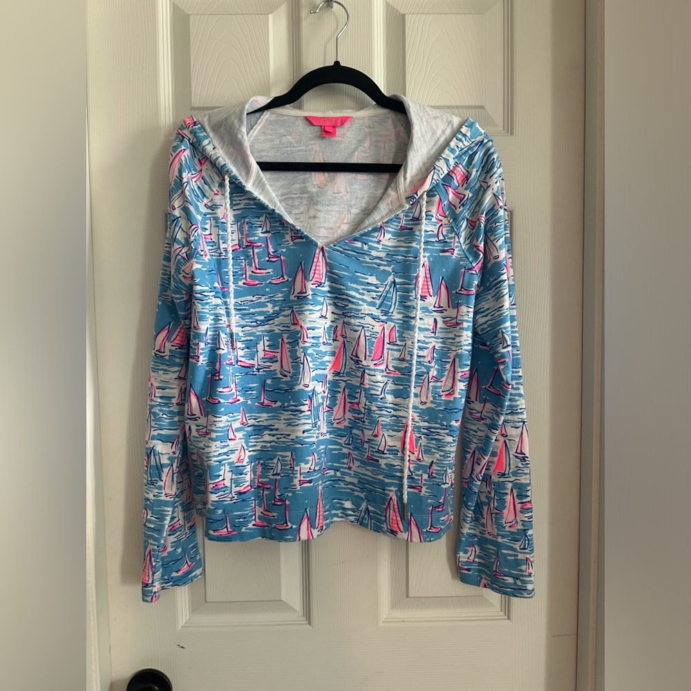 Lilly Pulitzer sailboat print cropped Popover